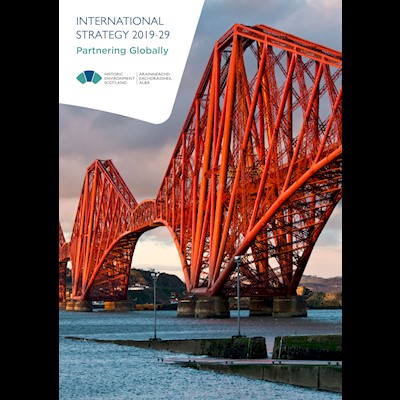 Front cover of International Strategy Partnering Globally